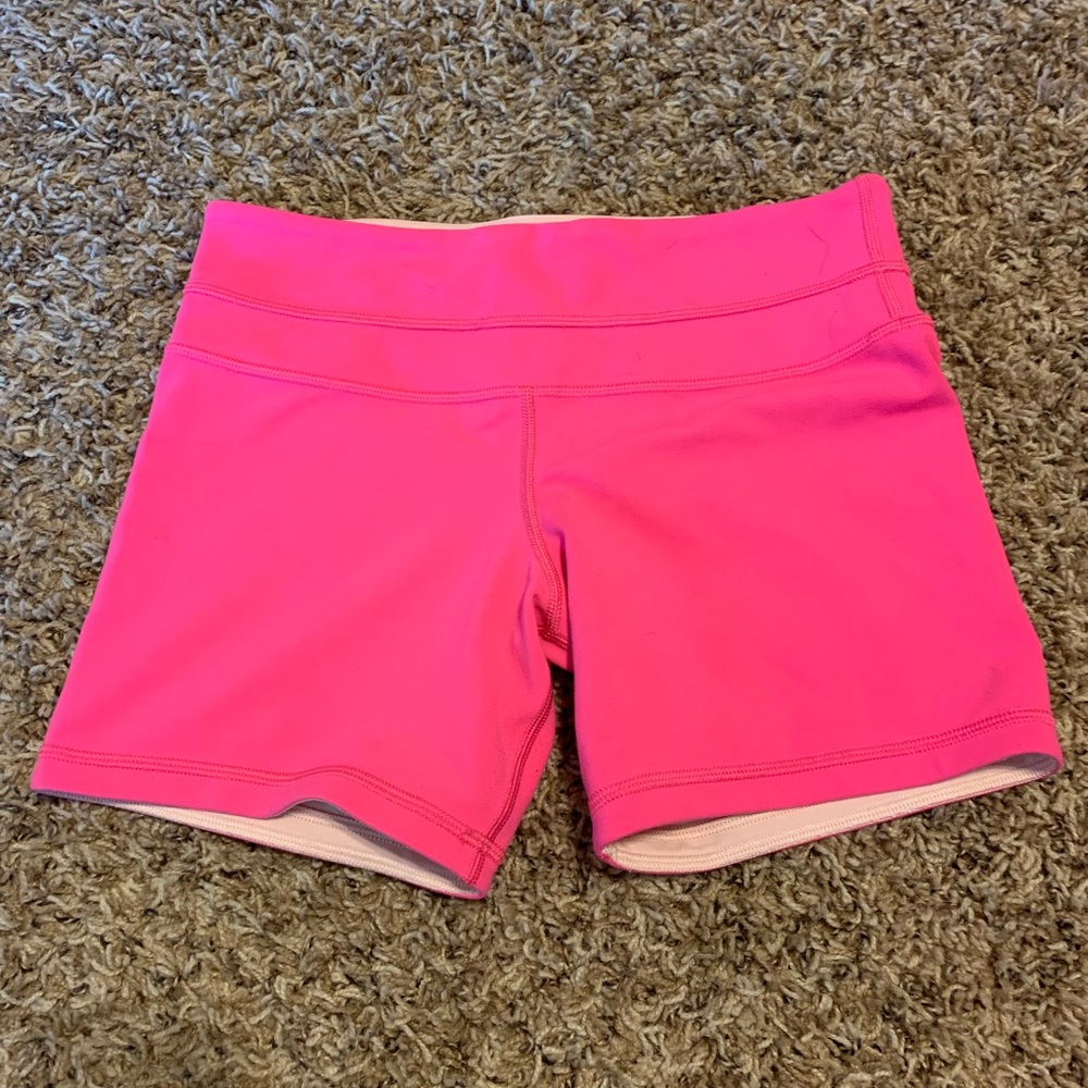 Women’s Lululemon spandex shorts